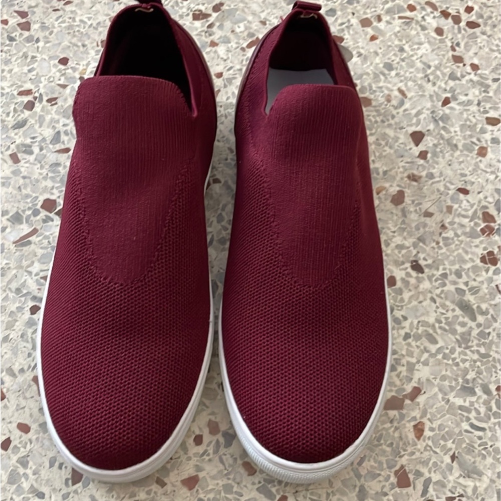 BLONDO red waterproof slip on sneakers